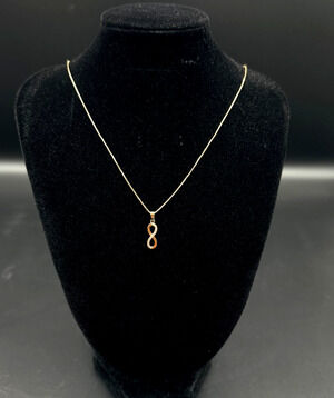 14KT 20" Yellow Gold Chain w/ 10KT Diamond Chips Infinity Pendant JTS 1.94 Grams
